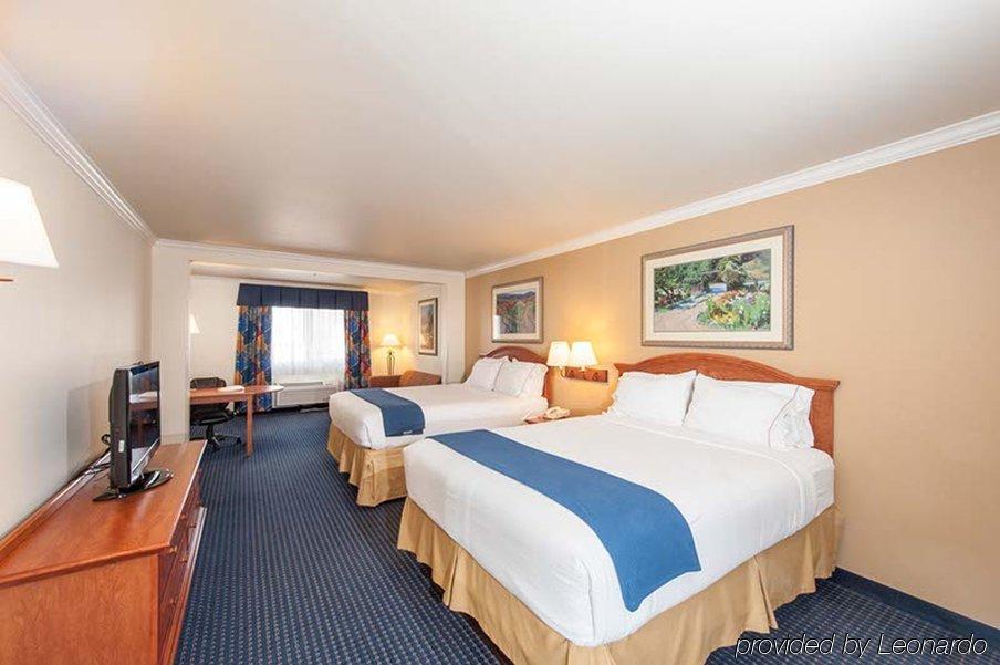 Holiday Inn Express Hotel & Suites - Paso Robles By Ihg Exterior foto